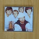 THE BEACH BOYS - LANDLOCKED - CD