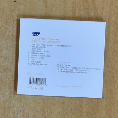 SIOUXSIE & THE BANSHEES - THROUGH THE LOOKING GALSS - CD