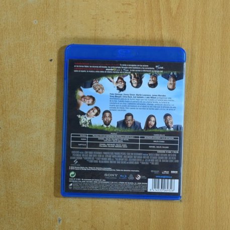 UN FUNERAL DE MUERTE - BLURAY