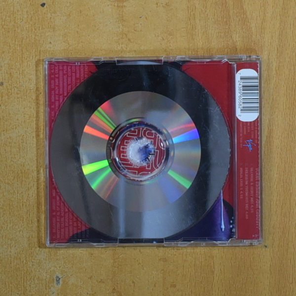 CULTURE CLUB - YOUR KISSES ARE CHARITY - CD SINGLE