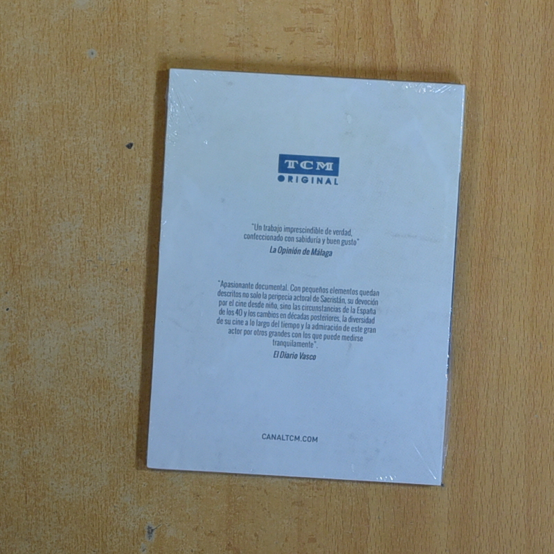 SACRISTAN DELANTERA DE GALLINERO - DVD