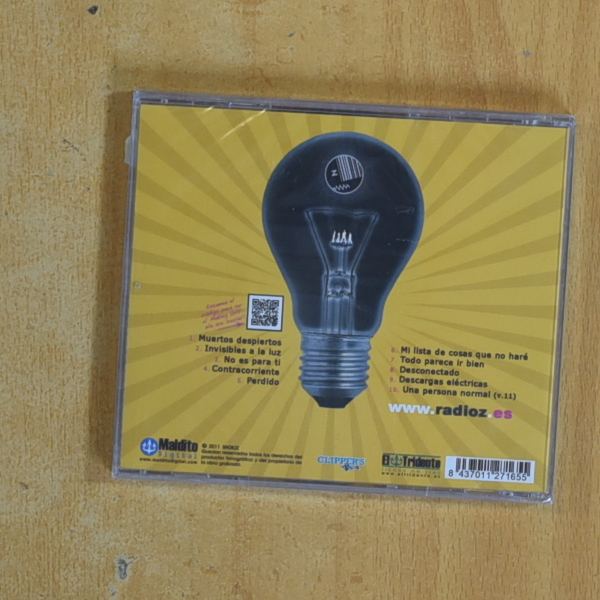 RADIOZ - INVISIBLES A LA LUZ - CD