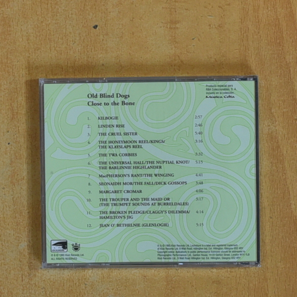OLD BLIND DOGS - CLOSE TO THE BONE - CD