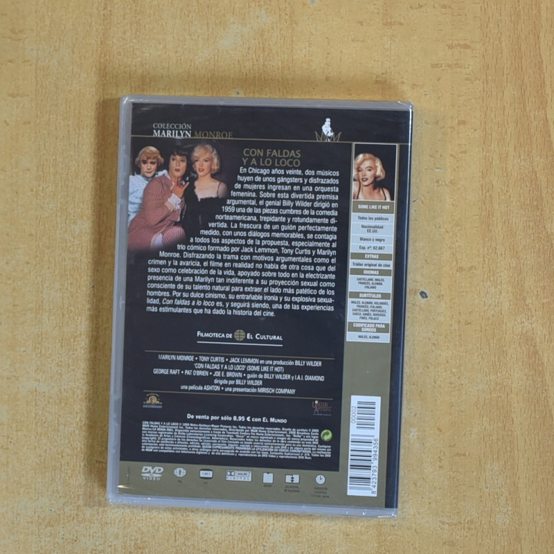CON FALDAS Y A LO LOCO - DVD