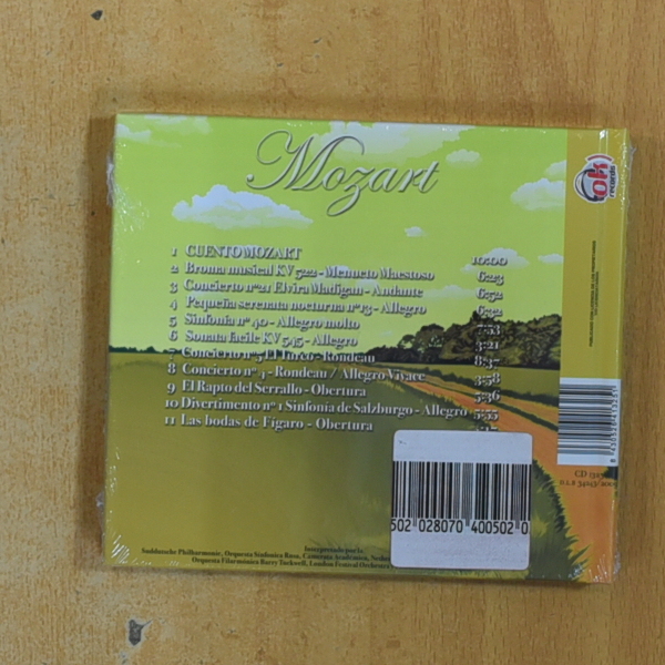 VARIOS - DESCUBRIENDO A MOZART - CD