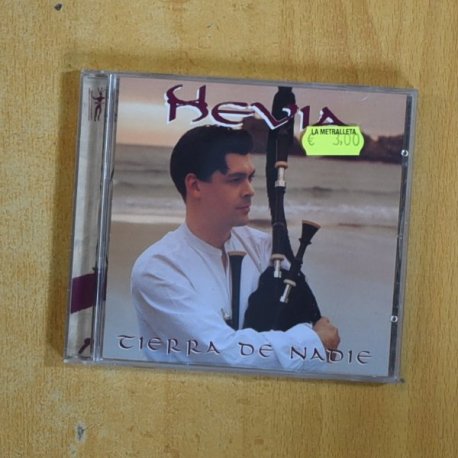 [411936] HEVIA - TIERRA DE NADIE - CD