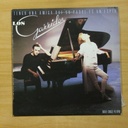 LOS GARRIDO - TENGO UNA AMIGA QUE SU PADRE ES UN ESPIA - MAXI