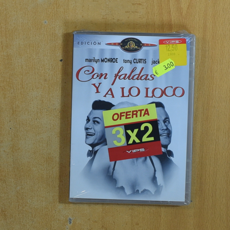 CON FALDAS Y A LO LOCO - DVD