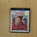 TRES ANUNCIOS EN LAS AFUERAS 4K - BLURAY