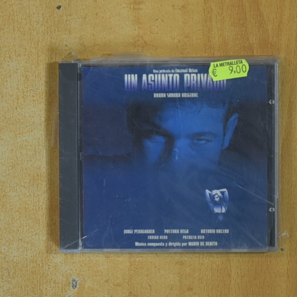 VARIOS - UN ASUNTO PRIVADO - CD