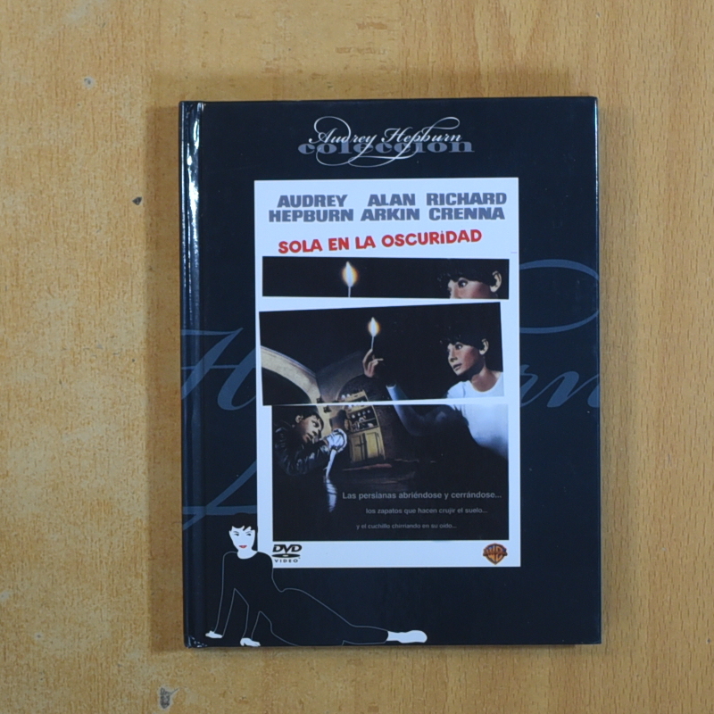 SOLA EN LA OSCURIDAD - DVD