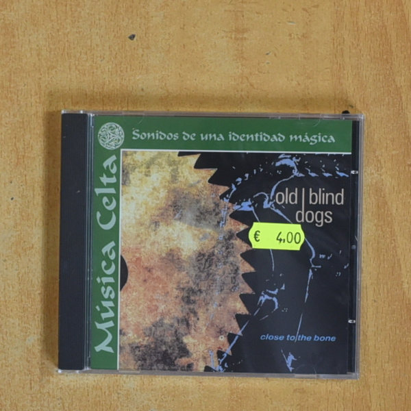 [428727] OLD BLIND DOGS - CLOSE TO THE BONE - CD